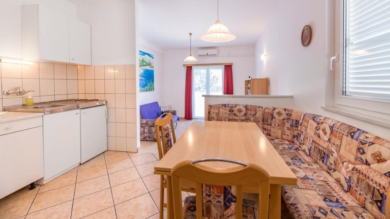Damir & Gordana Apartment Baska  Bagian luar foto
